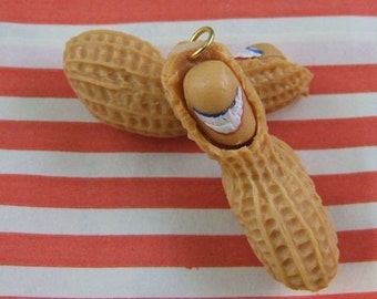 1 Vintage Silly Hard Plastic Peanut Charm - Jimmy Carter Election Memorabilia - Georgia (DR-009)