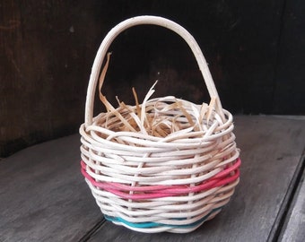 Vintage Small Wicker Basket - Easter Basket (DR-030)