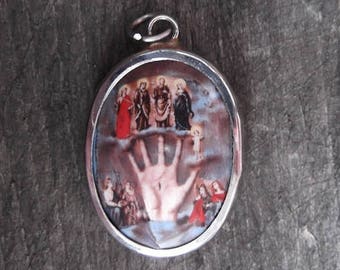 1 La Mano Poderosa (Powerful Hand of God) Pendant - Vitreous Enamel Pendant - Religious - Catholic - Saints - Jesus (JWL)