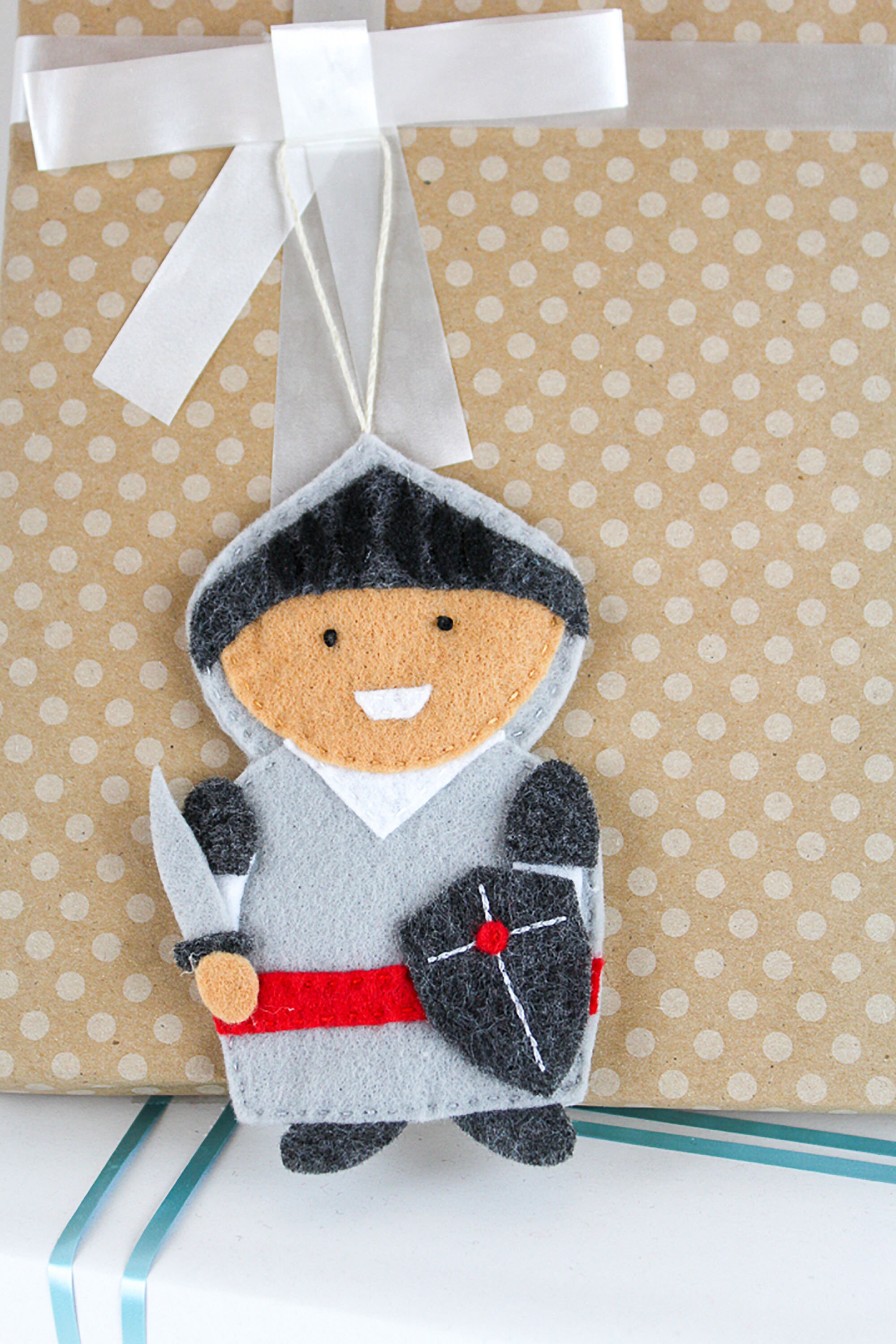 Knight in Shining Armor Ornament Gift Tag Package Tie on Pattern - Etsy