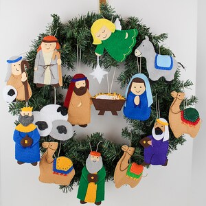 Felt Nativity Set Ornament Package Tie On Gift Card Money Holder Christmas Tag Coworker Neighbor Teacher Gift