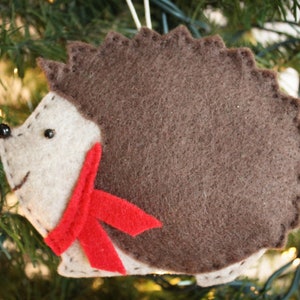 Pacote de enfeites de feltro de ouriço, gravata para cartão de presente, porta-dinheiro, etiqueta de natal, colega de trabalho, vizinho, presente de professor