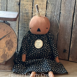 Primitive &quot;Boo to You!&quot; Pumpkin Doll ePATTERN