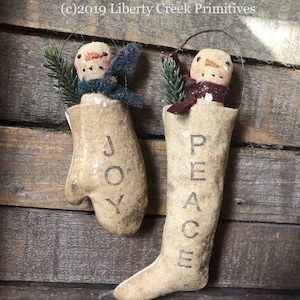 Primitive Flakey Friends Snowmen Mitten & Stocking Ornies PATTERN Digital Download