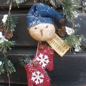 Instant Download Frosty&#39;s Mittens Primitive Snowman Ornament Digital Pattern