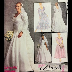 McCalls 6334, Wedding Dress Pattern, Sweetheart Neckline Wedding Dress, Patterns Wedding Dress, Wedding Gown Pattern Sewing, Bridal Patterns