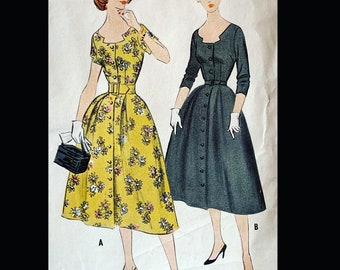 50s Pattern, Fit N Flare, Day Dress Pattern, Button Front Dress, Full Skirt Dress, Womens Dress Pattern, 50s Patterns, Simplicity 9779, B36