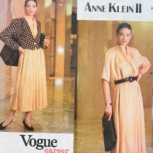 Vogue 2524, Sömnadsmönster för omlotttopp, Designermönster, Mönster för veckad kjol, Mönster för peplumjacka, Enfärgad blus, Mönster för kjolar