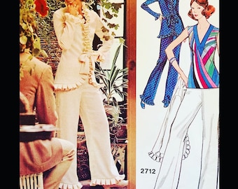 Vogue 2712 B32, Sleeveless Top Pattern, Pucci Sewing Patterns, Ruffled Pants Pattern Women, Petite Patterns, Designer Patterns, 70s Patterns