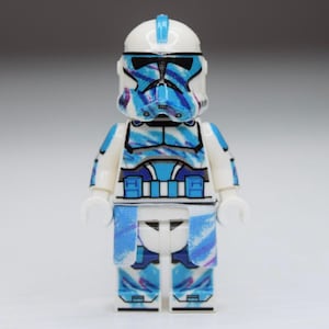 LEGO Star Wars 90s Water Cup Legion Clone Trooper Commander Custom Minifigure - RockettBricks Shop Exclusive