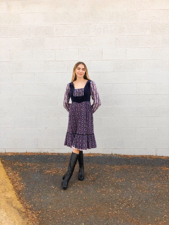Vintage Floral Prairie Dress
