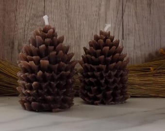 Pinecone Candle - 100% Beeswax