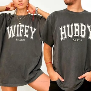 Custom Wifey Hubby Matching Shirts Est 2025 Newlywed Gift Personalized Couple Tees Just Married Wedding Engagement Honeymoon Matching Shirt