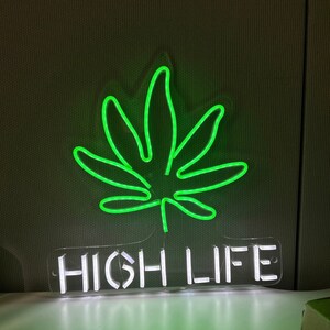 Insegna al neon High Life, Insegna a LED High Life, Decorazione murale, Insegna al neon Marijuana, Decorazione per negozi di fumo, Regalo personalizzato