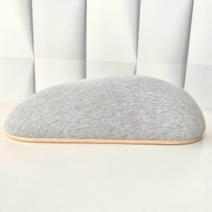 Tailors board for curved seams