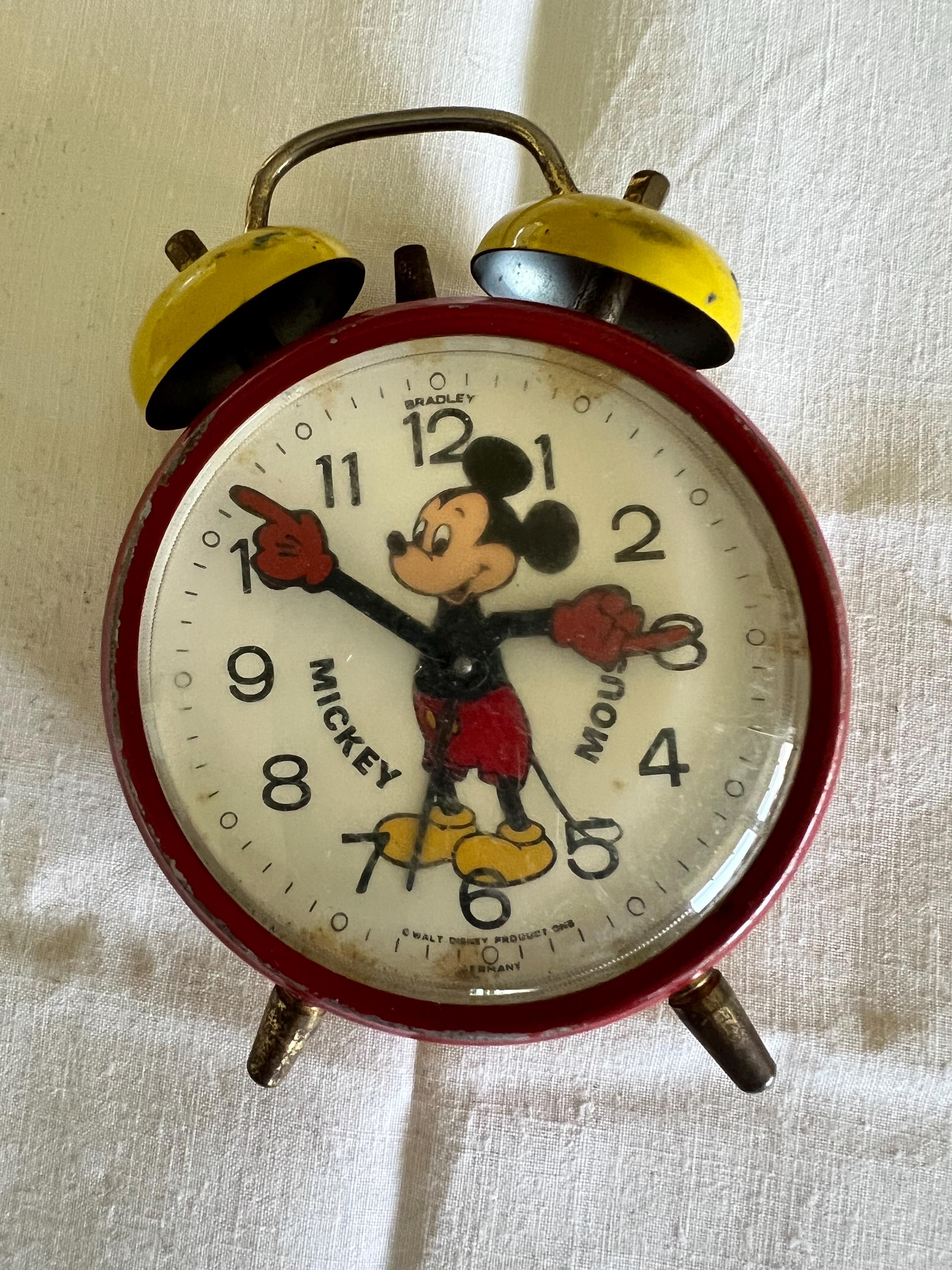 Vintage mickey mouse alarm clock - Etsy 日本