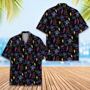 Camisa hawaiana de neón con diseño de Bigfoot para hombres, mujeres, niños y jóvenes, camisa hawaiana de extraterrestre espacial, camisa hawaiana de verano con botones estilo Aloha para playa, temática de extraterrestre galáctico