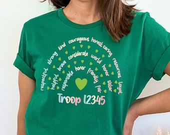 Camisa personalizada de tropa Scout con arcoíris colorido: atuendo de campamento personalizado con 100 % algodón. Disponible en tallas desde la XS hasta la 5XL.