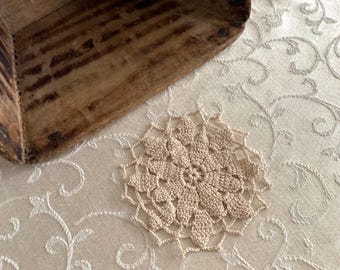 Vintage Crocheted Lace Mini Doily for Slow Stitch, Junk Journals, Fabric Embellishment