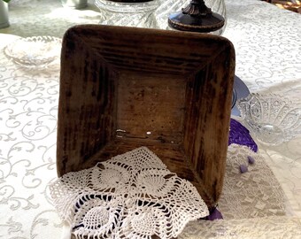 Vintage Crocheted Lace Square for Slow Stitch, Junk Journals, Fabric Embellishment