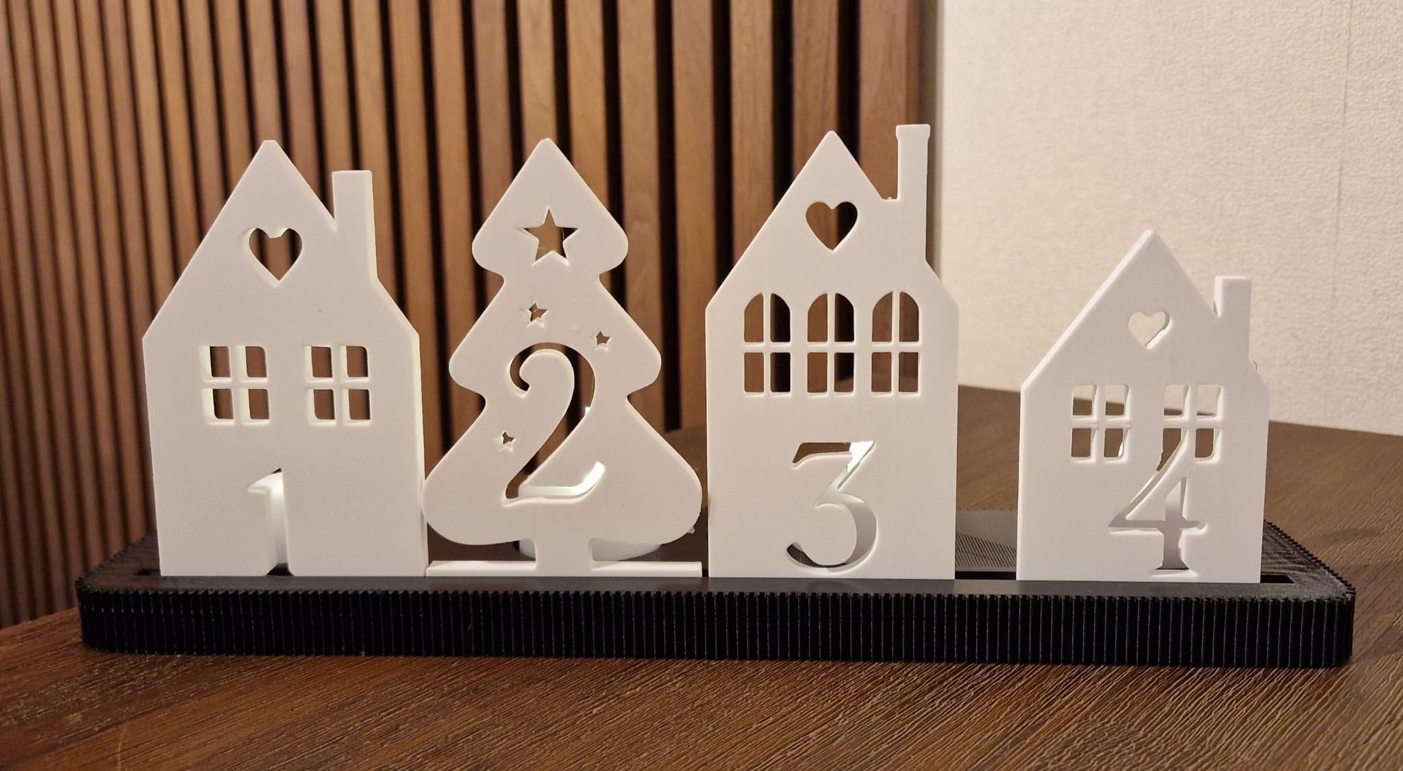 Häuser-Adventskranz mit LED - moderne Weihnachts-Tischdekoration in Schwarz-Weiß
