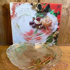 Vintage Savoir Vivre Holiday Spirit Heart Platter - 12 Inch