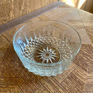 Vintage Arcoroc France Crystal Glass Bowl