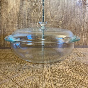 Vintage 3 Quart Clear Pyrex Casserole Dish
