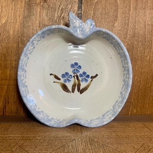 90’s Stoneware Apple Tort Dish