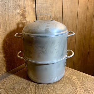 1960’s Leyse Aluminum Steamer Pot