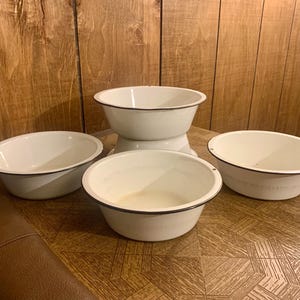 Set (5) Vintage Enamel Bowls