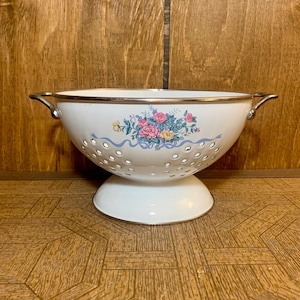 Vintage Villeroy & Boch Enameled Colander