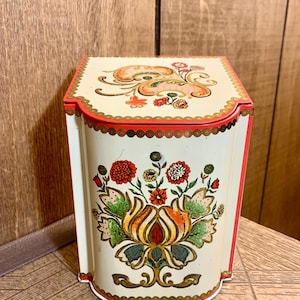 Vintage Hinged-Lid British Tin by Baret Ware