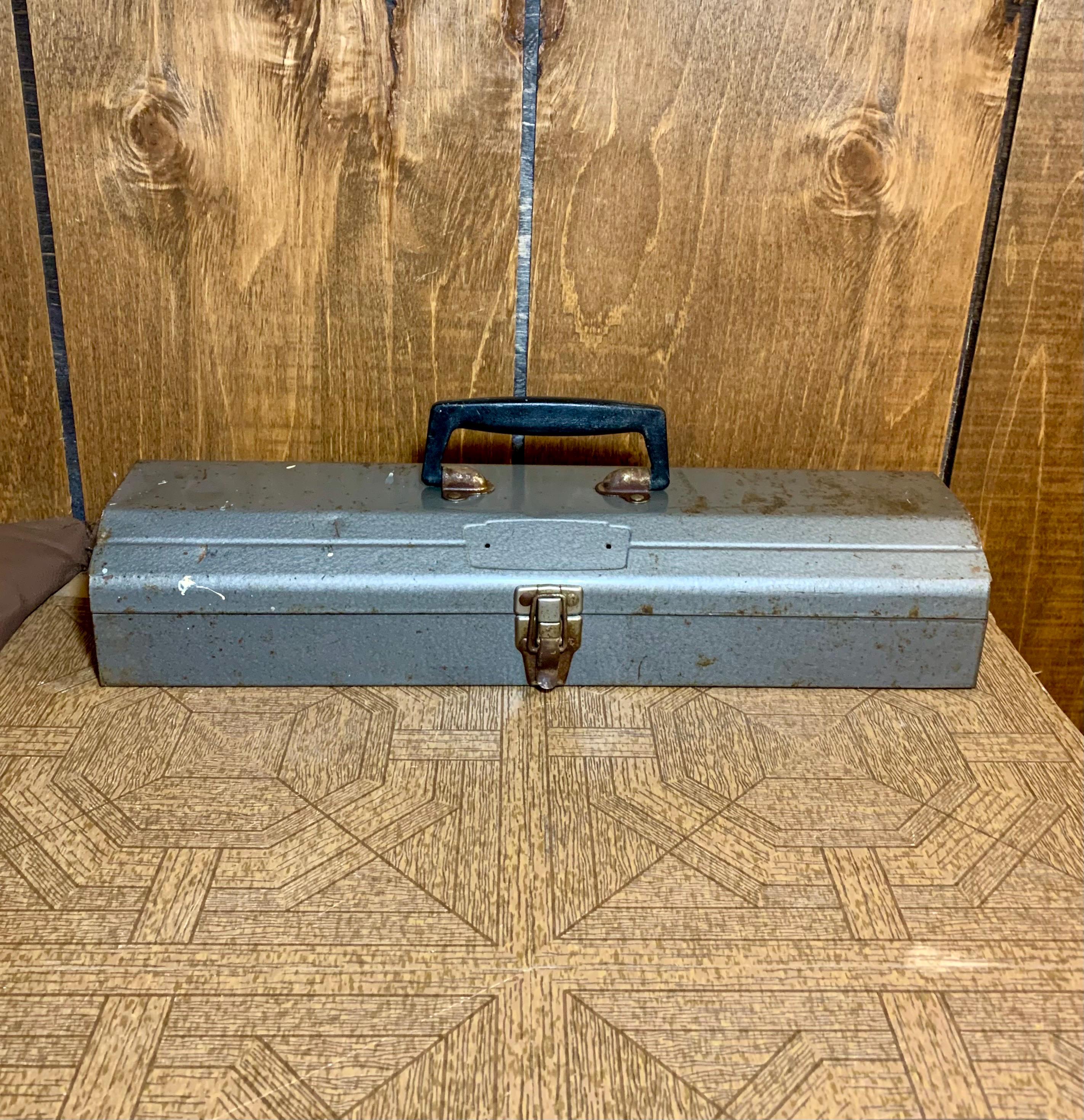 1950's Tackle Box - Etsy Canada