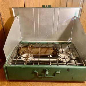 Vintage Coleman 413G Dual 2 Burner Camp Stove