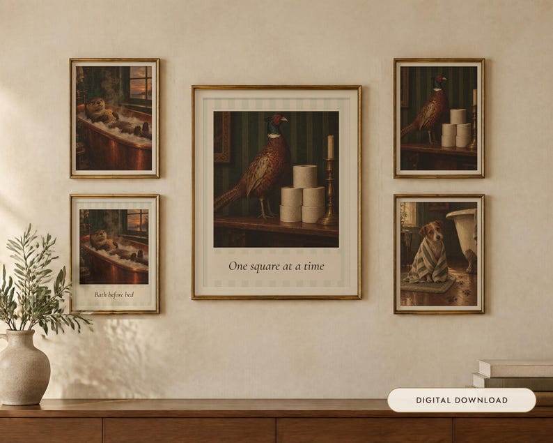 Ensemble de 3 tableaux humoristiques pour salle de bain | Peintures à l'huile vintage d'animaux | Loutre, Faisan, Terrier | Affiches pour salle d'eau | Téléchargement numérique image 1