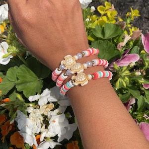 summer sea turtle bracelets!