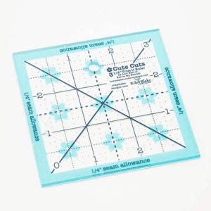 Lori Holt Cute Cuts Trim-it Ruler 3 1/2&quot; x 3 1/2&quot; by Lori Holt of Bee in My Bonnet | STTI-5525