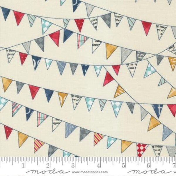 Vintage Cream Bunting Yardage by Sweetwater for Moda Fabrics | 55652 11