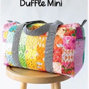 Patchwork Duffle Mini Pattern by Knot and Thread Design | KAT114