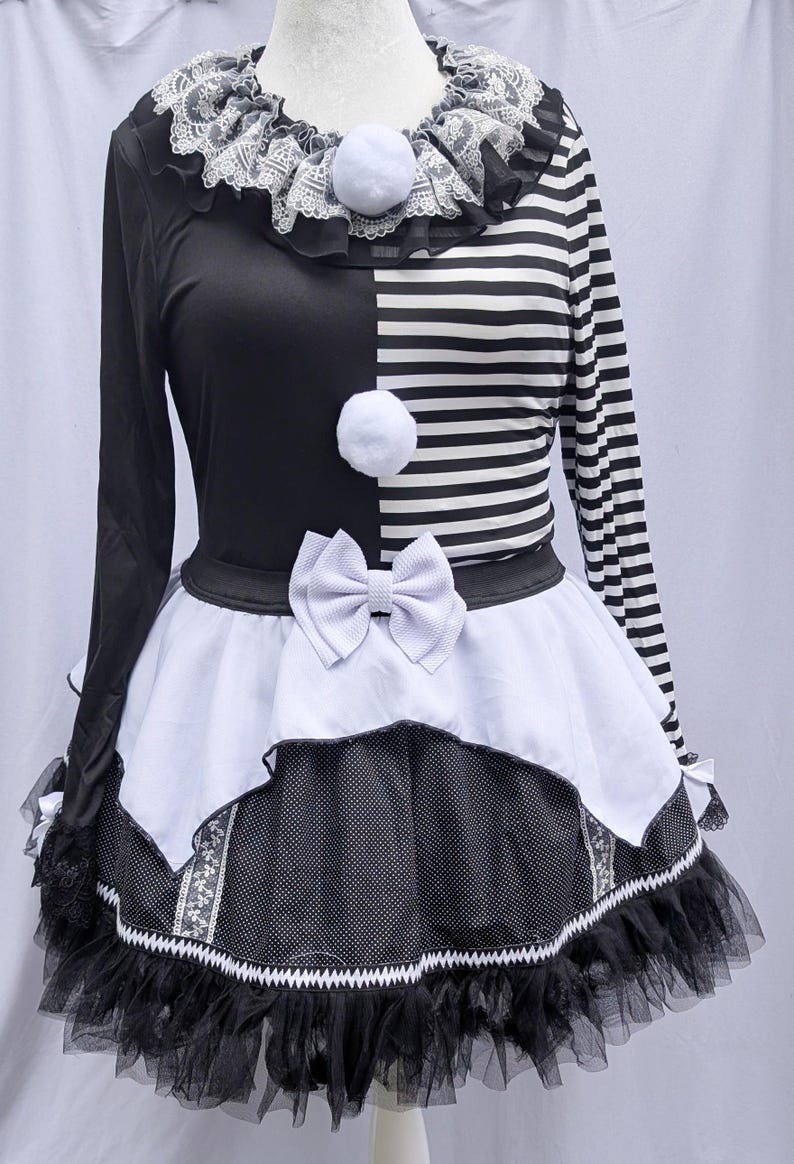 VK Freakshow Harlequin Monochrome Circus Clown Kei Clowncore Clown ...