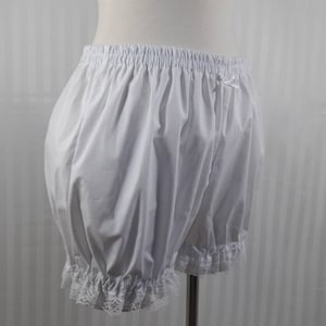 Weiße schlichte Mini Lolita Steampunk Pumphose Shorts Erwachsene Frau Größe small bis plus size
