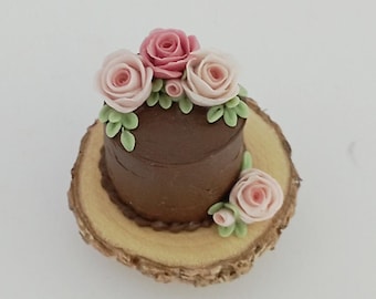 1:12 scale - floral cake