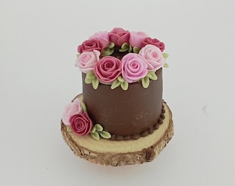 1:12 scale - floral cake
