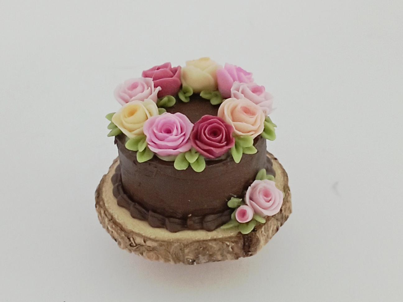 1:12 scale - floral cake
