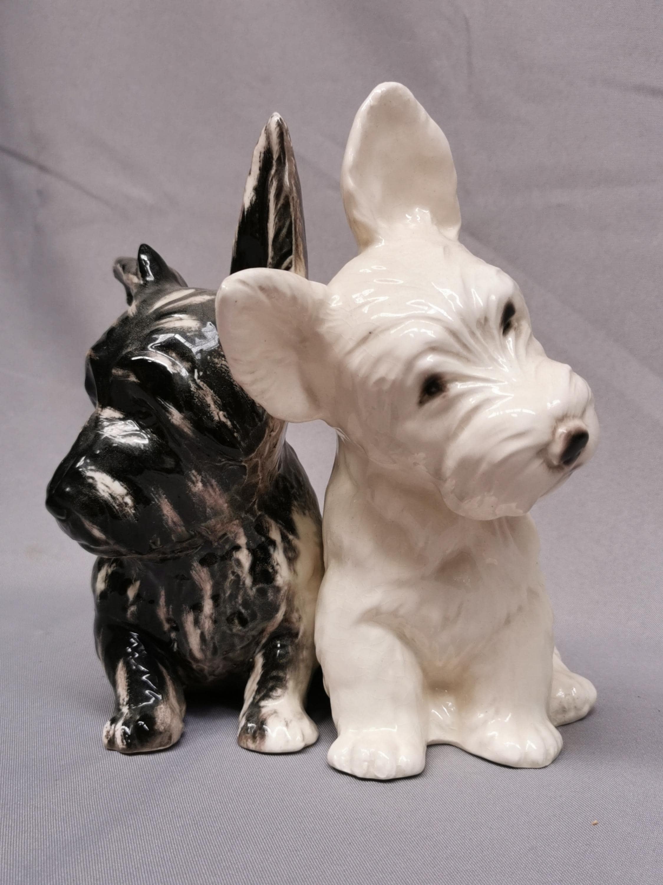 Broche Vintage Chien Fox Terrier - Métal Doré Et Laque Noire - Années 70