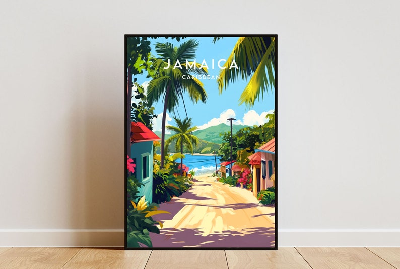 Op de afbeelding: Een kleurrijke illustratie van een tropische sc&egrave;ne in Jamaica. De afbeelding toont een onverharde weg die naar een strand leidt met palmbomen en kleurrijke huizen aan weerszijden. De tekst "Jamaica Caribbean" staat bovenaan de afbeelding.