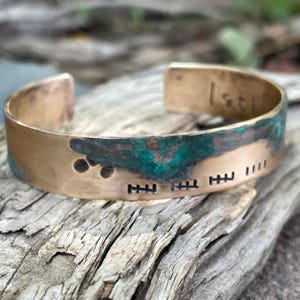 Bronze Anniversary Gift for Women, Tally Mark Bracelet,8th or 19th Anniversary Gift for Her,Hatch Mark Cuff, 8 19 or 22 Anniversary for Wife
