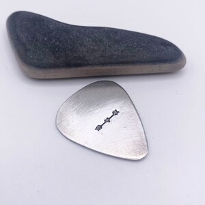 Aluminum Guitar Pick with Heart Arrow. 10 Year Anniversary Gift. Music Lover Gift zdjęcie 5