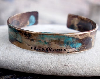 Pulsera de números romanos de bronce para mujer con pátina Verdigris, regalo del 8.º o 19.º aniversario